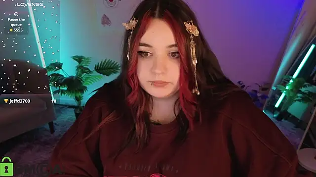 Mia_R0ss 即時 XXX 聊天