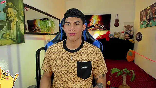 Show modela Damian_latinxxx na web-kameri