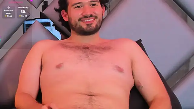 XXX chat uživo modela AdrianSith