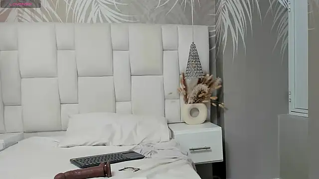 your_sissytrans Webcamshow