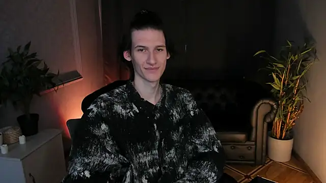 Pokazy przed kamerką – Klaude_Jam