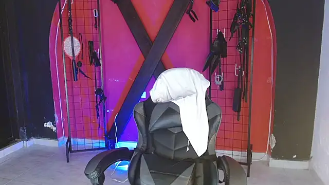 jordan_tayen Webbikameraesitys