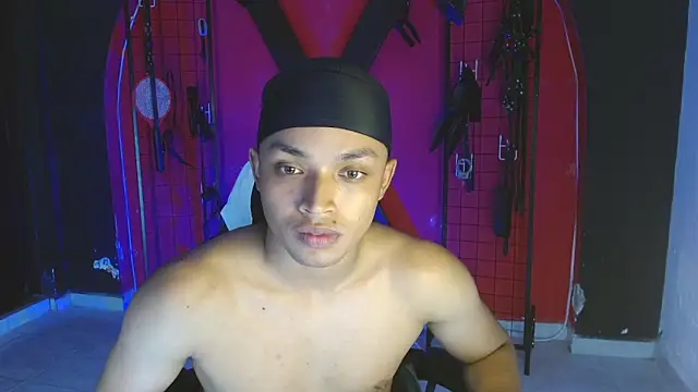 jordan_taye – Kamerová šou