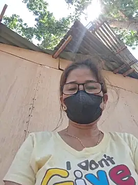 Loreanegel_kissme105 Adlı Modelin Canlı XXX Sohbeti