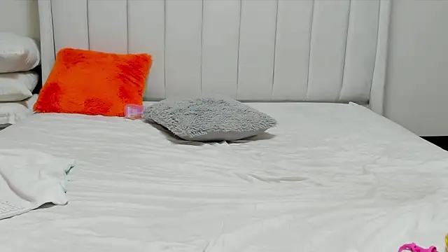 _heavenlysentn Live XXX chat