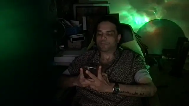 KungFuPanda001's Live XXX Chat