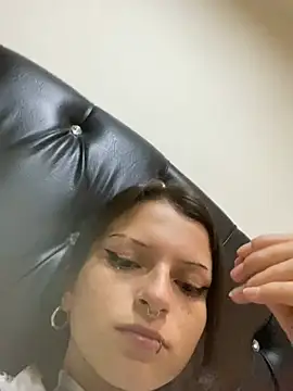 XXX chat uživo modela val_zx