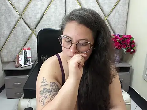 Sarah_Boobs_: απευθείας συνομιλία ΧΧΧ