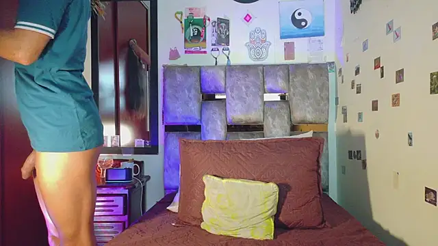 DannyPhantom555's Live XXX Chat