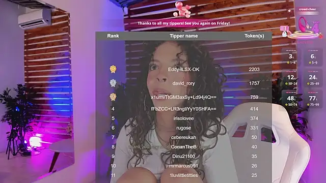 Sapphire_Venuss' Live XXX Chat