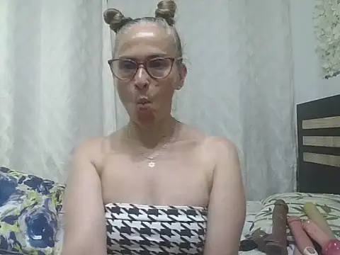 Chat +18 de ZAMY1 ao vivo