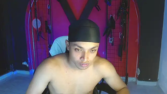 jordan_taye – Kamerová šou