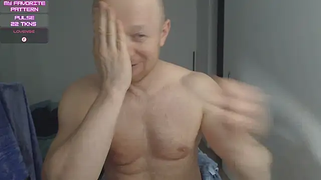 kevintyler69's Live XXX Chat