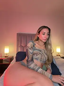 DanikRosse élő XXX-chatje