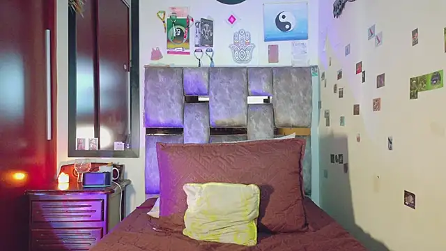 DannyPhantom555: онлайн-секс-чат