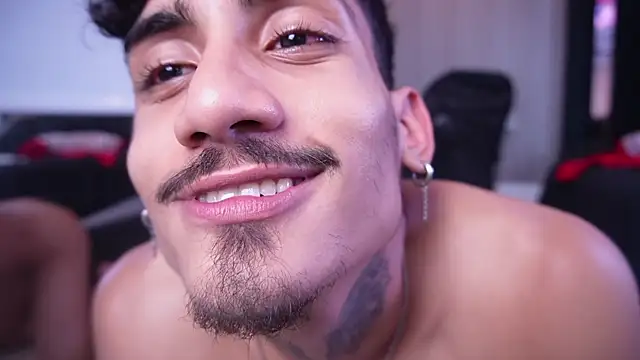 แชท XXX สดของ Dark_Eros_