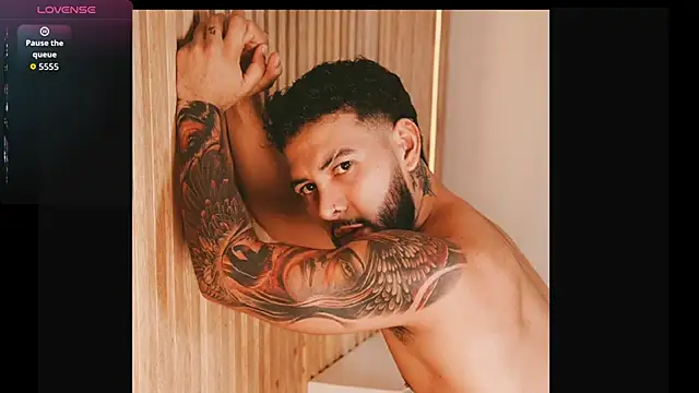 noah_corvelle 在線直播表演