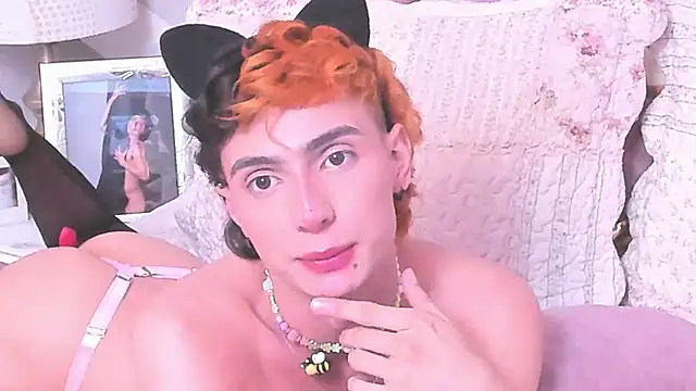 KylieMonnett Chat XXX live