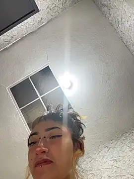 baby_akuma – Live XXX-chat