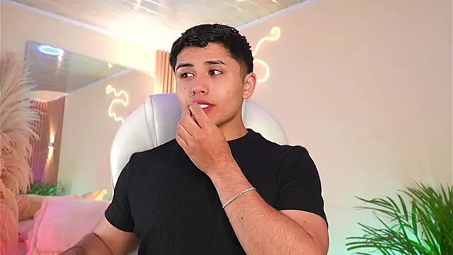 MatiasKornn Webbikameraesitys