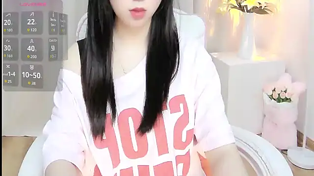 Sweet-Shuna's Live XXX Chat