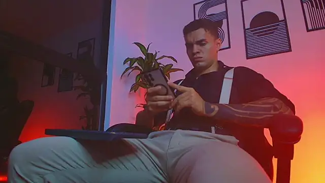 ALPHA_DOMINUS_ Chat XXX live