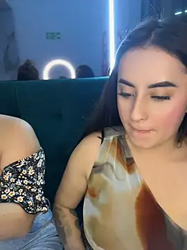 Antonella_Julieta live XXX chat