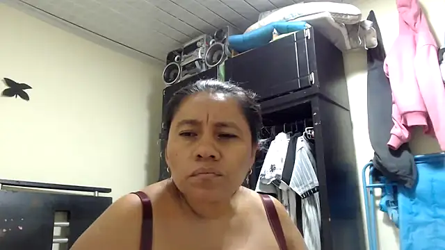 adrixxx38 라이브 XXX 채팅