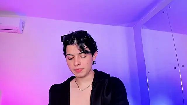 Handsomeboyss19 – webcam-show