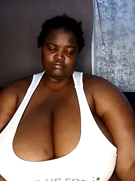 Chubbymommy201 在線直播表演