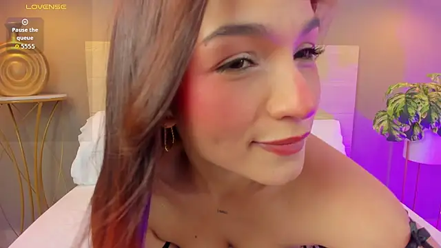 Chatroom XXX en direct de luma_sky_