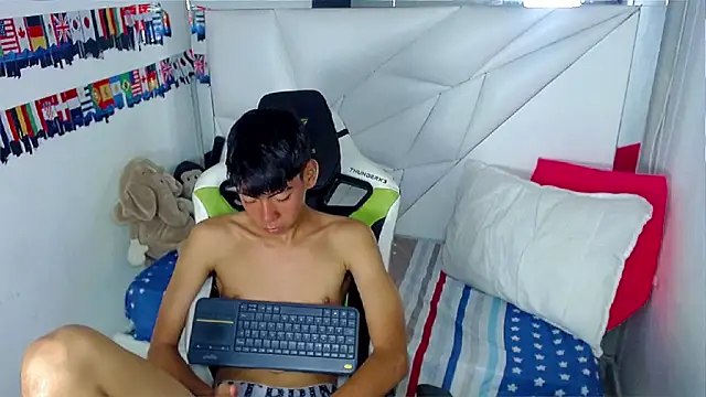 Chat XXX ao vivo de Liarr_