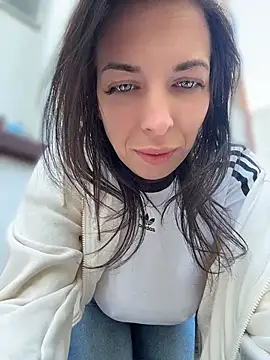 Almmaxxxx Webcam show