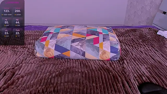 Janie_JJ_Curvie's Live XXX Chat