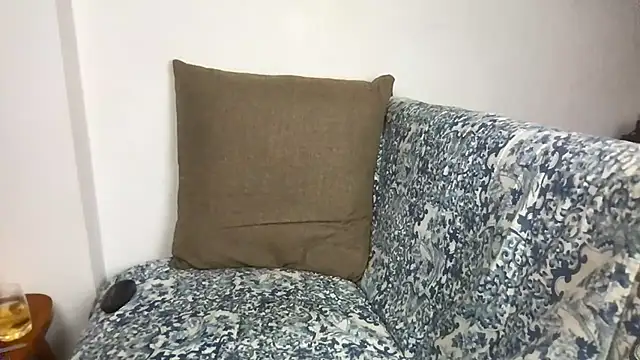 velvetvista Adlı Modelin Web Kamerası Şovu