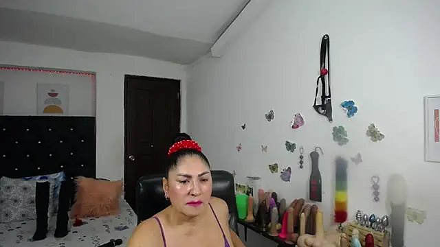 แชท XXX สดของ mature_bigboobs10