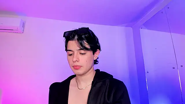 Handsomeboyss19 – Kamerová šou