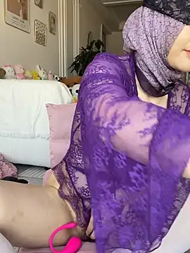 m_m666 Adlı Modelin Web Kamerası Şovu