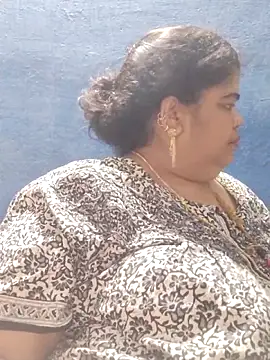 Chatroom XXX en direct de tamilthanushri