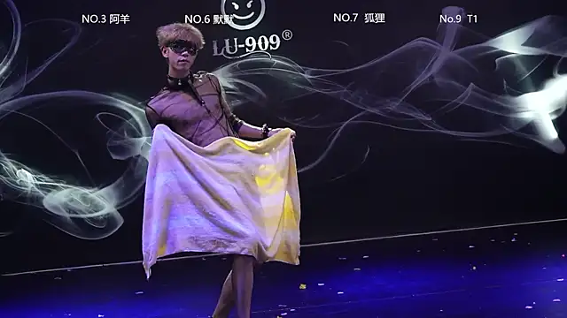 MS-180- Chat XXX in diretta