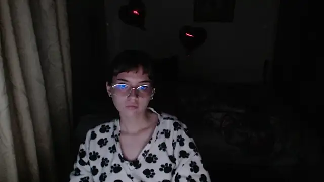 TaniaGoddess' Live XXX Chat