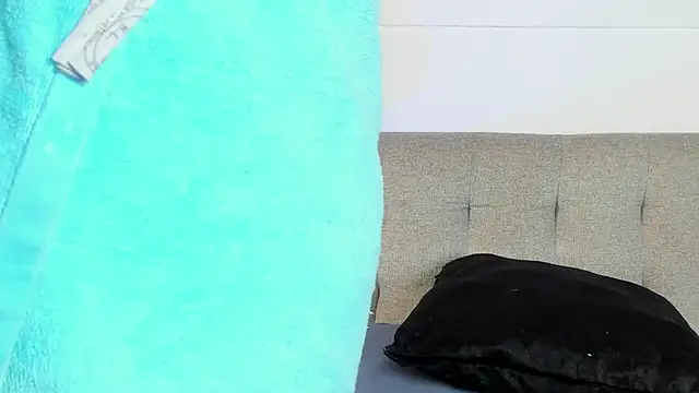 Miia_Deluxe Adlı Modelin Canlı XXX Sohbeti