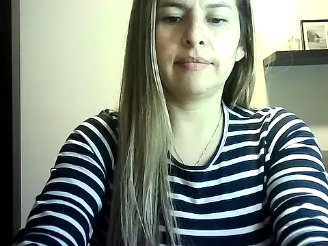 Chat +18 de Valery__Rouse_ ao vivo