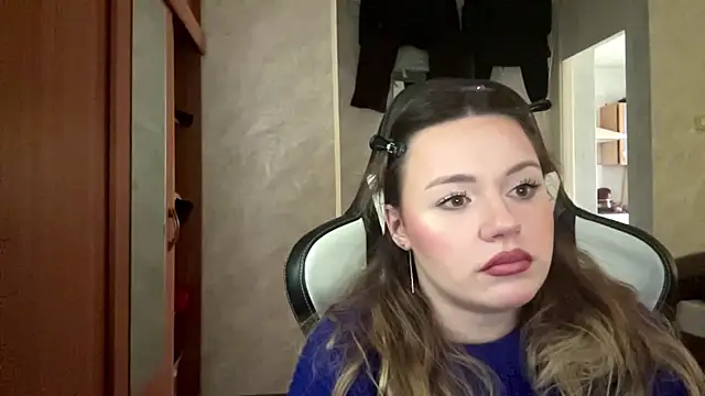 LeslySerna's Live XXX Chat