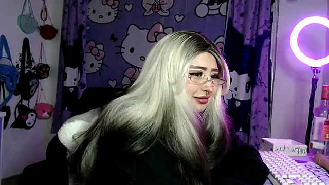 lussyevans24 Chat XXX live