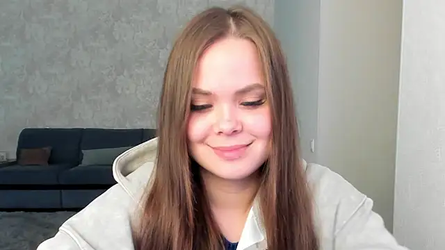 Kira_love_81 Adlı Modelin Canlı XXX Sohbeti