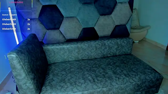 Latrellx7 Adlı Modelin Web Kamerası Şovu