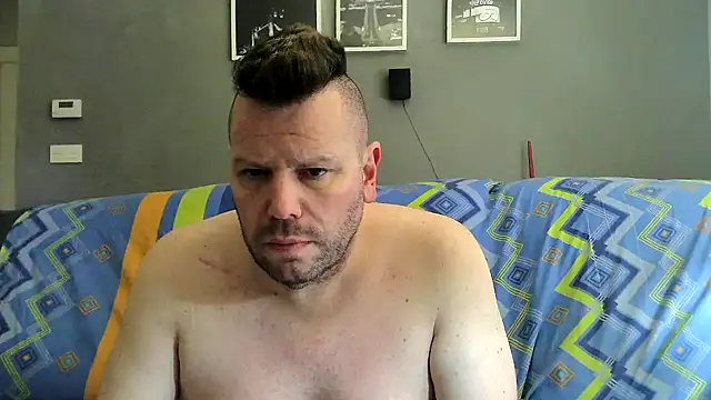 txan9876 Show in webcam