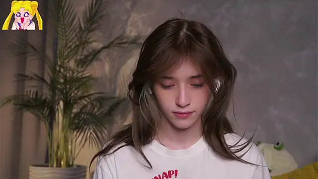 EdlinHargus live XXX chat