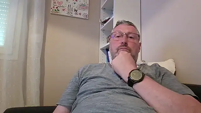 doudou310 Webcam show